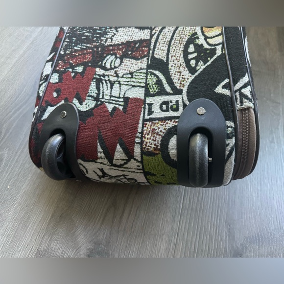 Mickey Mouse duffel weekend rolling bag for a short trip. - Picture 11 of 13